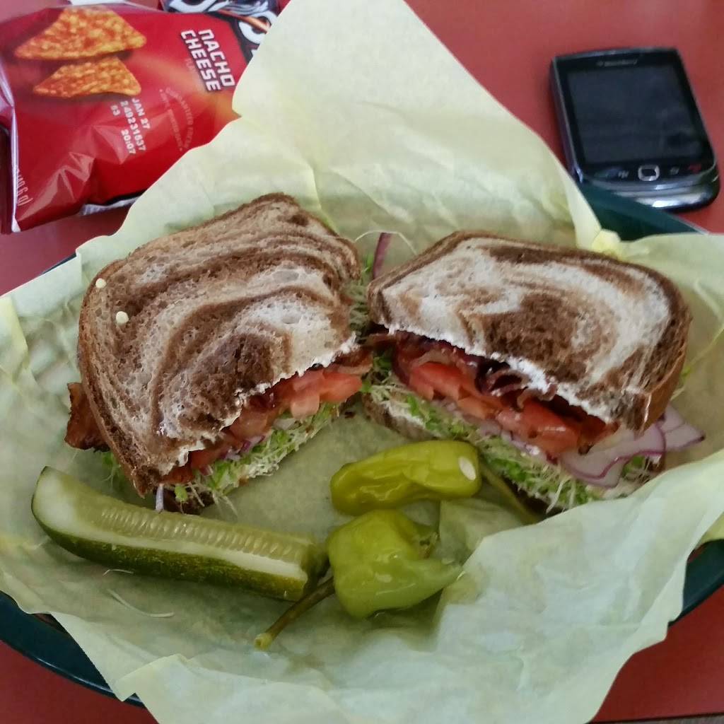 Vinces Cafe | restaurant | 46700 Fremont Blvd, Fremont, CA 94538, USA | 5106573287 OR +1 510-657-3287