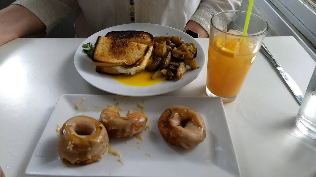 Feast | restaurant | 1024 S Alamo St, San Antonio, TX 78210, USA | 2103541024 OR +1 210-354-1024