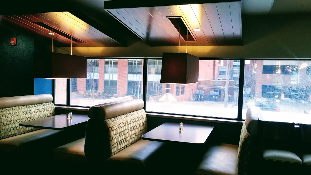 REOC B-Stro | restaurant | 161 Chestnut St, Rochester, NY 14604, USA | 5852322730286 OR +1 585-232-2730 ext. 286