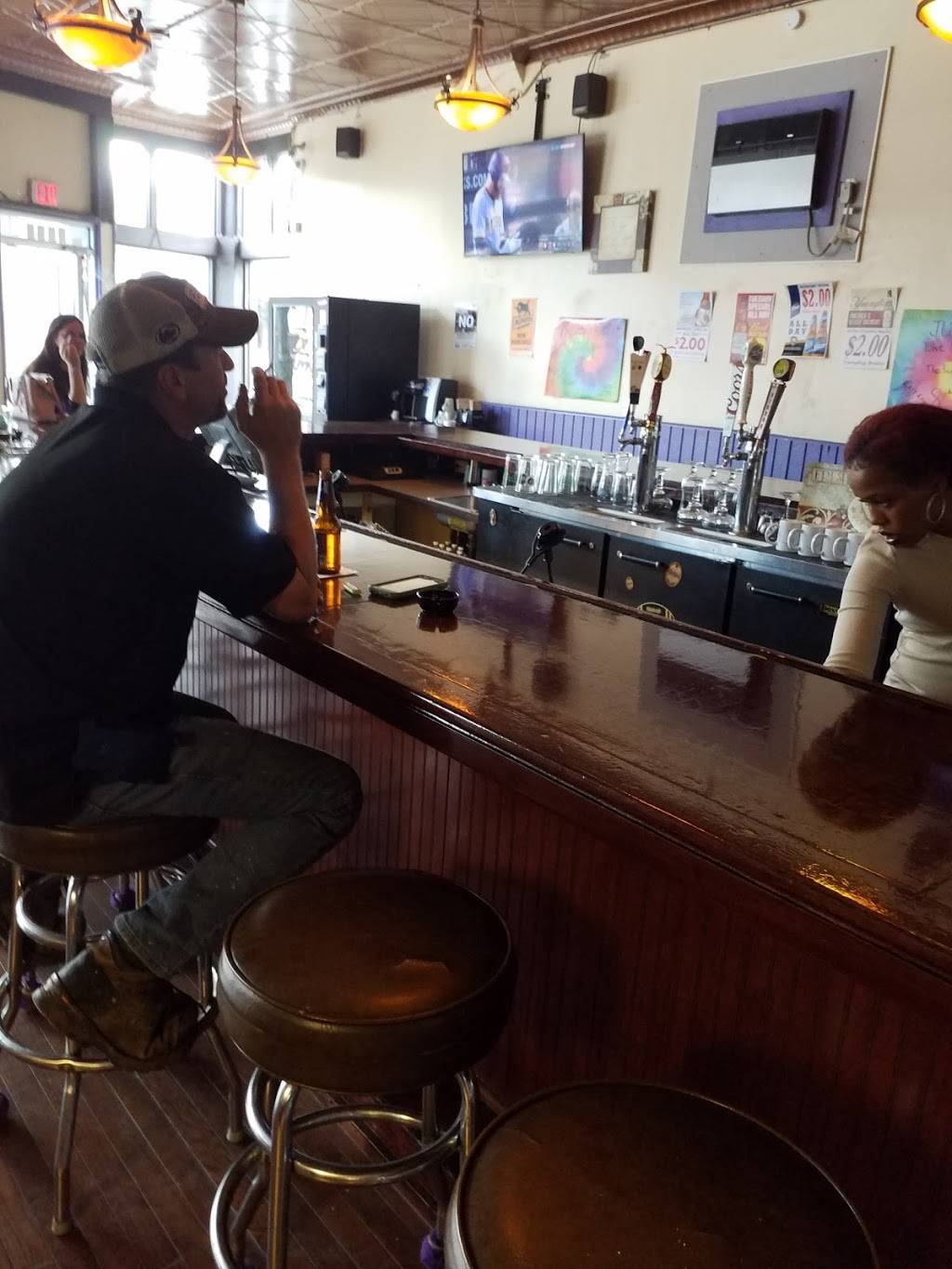 Krazy Karens Cafe & Galleria | restaurant | 1000 N Canal St, Pittsburgh, PA 15215, USA | 4123142772 OR +1 412-314-2772