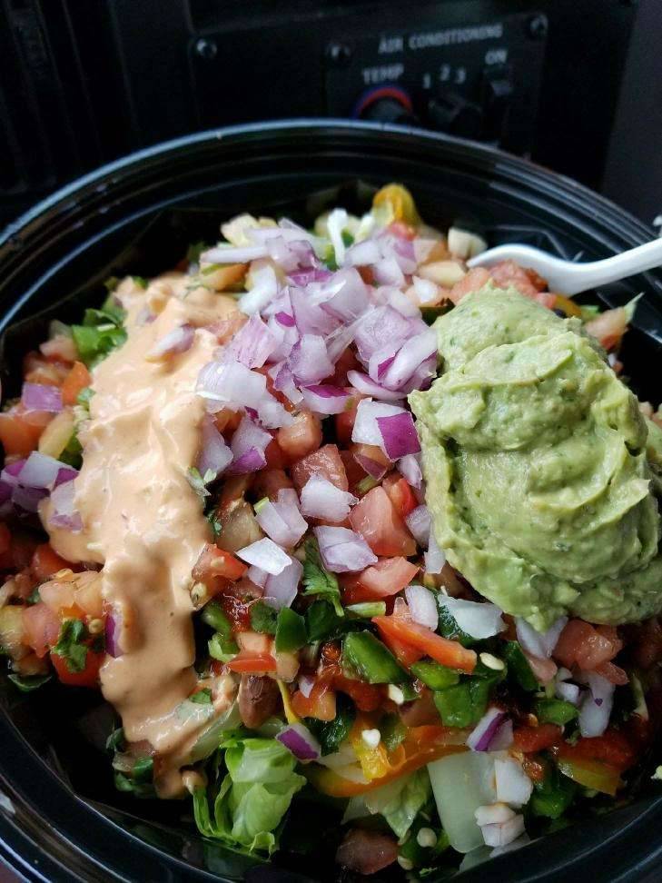 Mucho Burrito Fresh Mexican Grill | restaurant | 2210 Bank St, Ottawa, ON K1V 1J5, Canada | 6136956201 OR +1 613-695-6201