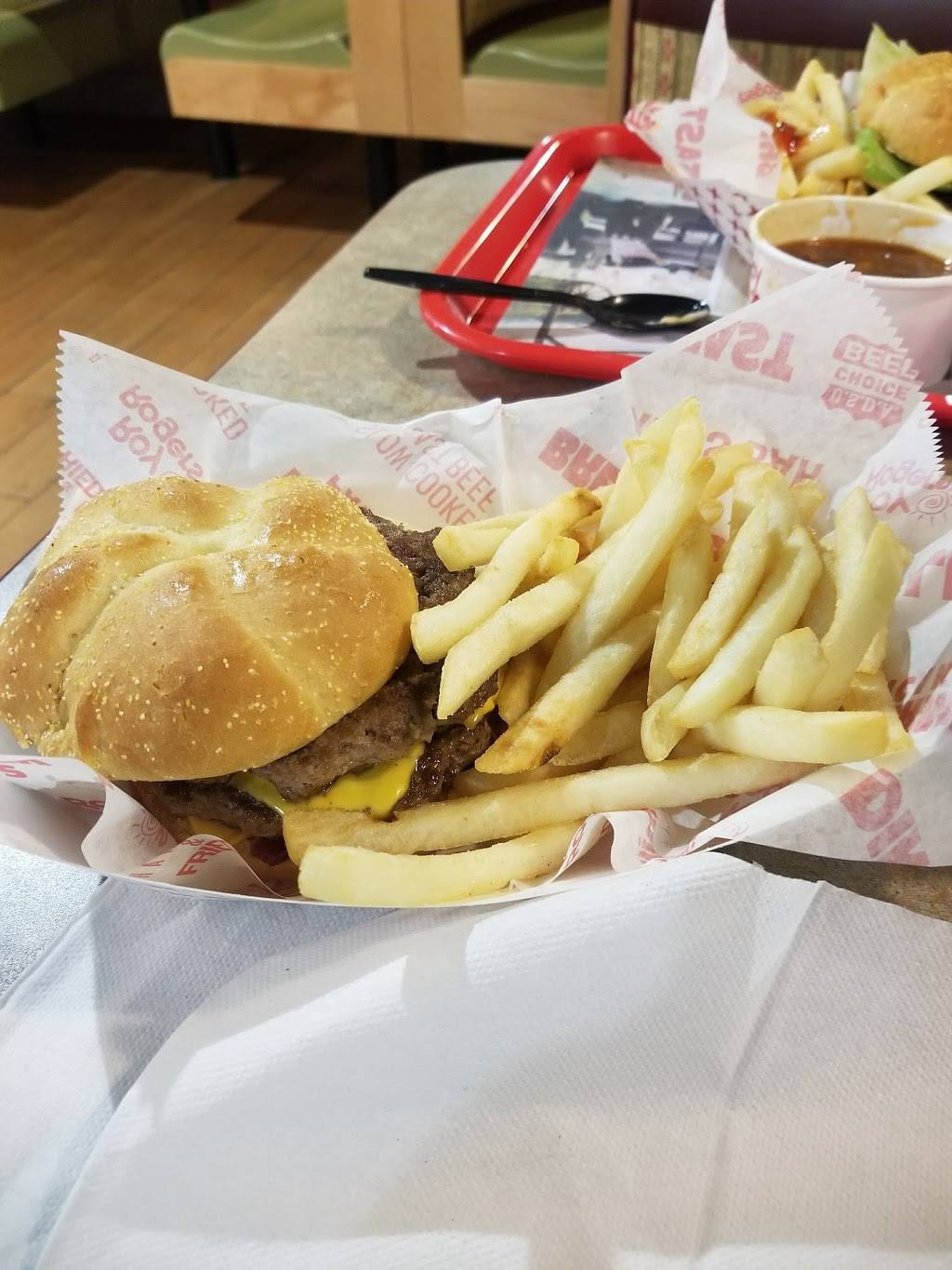 Roy Rogers | restaurant | 1551 S Pleasant Valley Rd, Winchester, VA 22601, USA | 5404315785 OR +1 540-431-5785