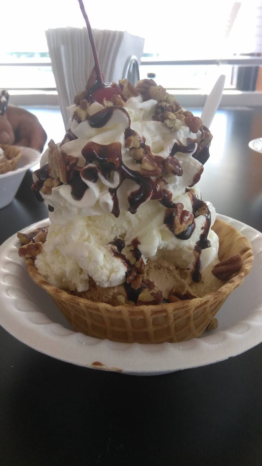 Delicias Jalisco | restaurant | 2201 S Sherman Dr, Indianapolis, IN 46203, USA | 3177875180 OR +1 317-787-5180