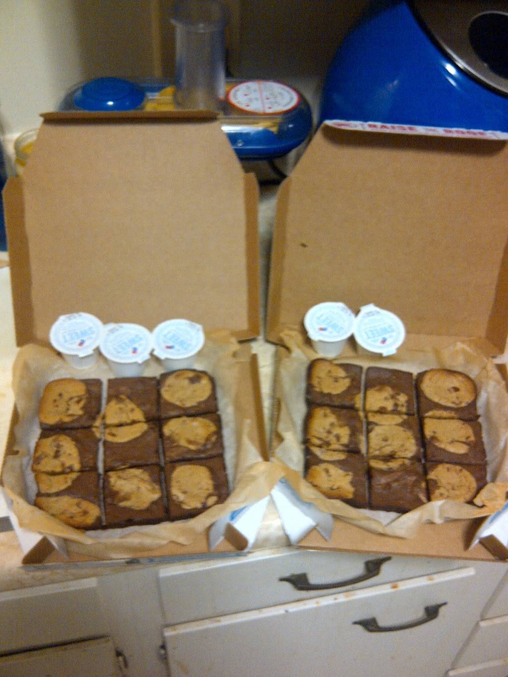 Dominos Pizza | meal delivery | 955 Wabash Ave, Terre Haute, IN 47807, USA | 8122328133 OR +1 812-232-8133