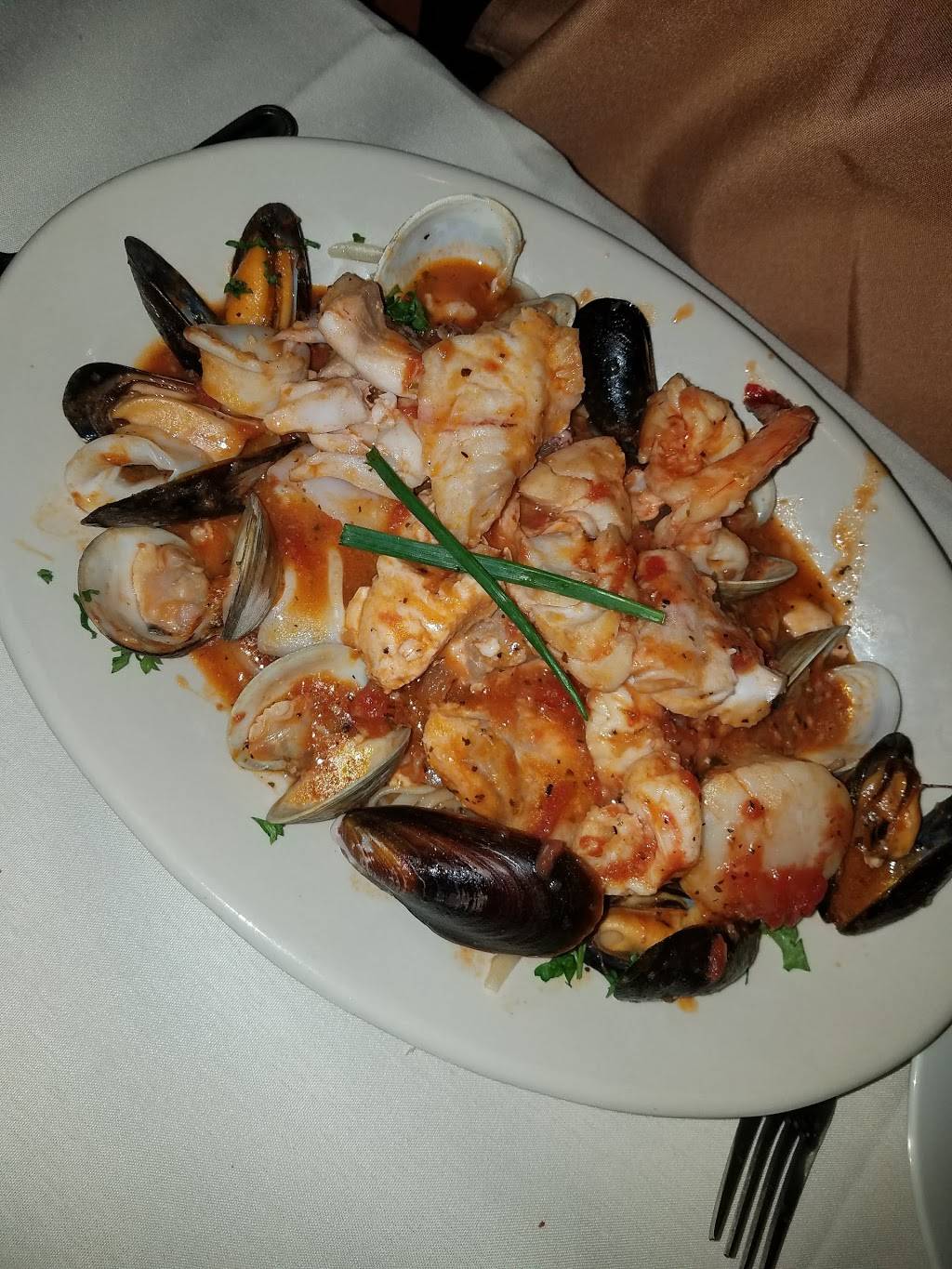 Christos | meal takeaway | 6327 N 7th St, Phoenix, AZ 85014, USA | 6022641784 OR +1 602-264-1784