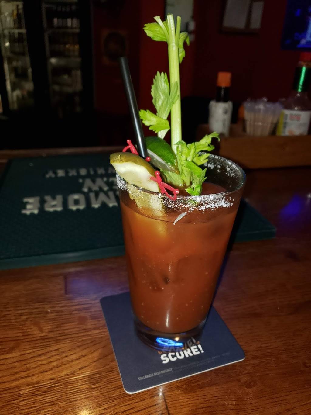 The Watering Hole East | restaurant | 8300 Northwoods Dr, Lincoln, NE 68505, USA | 4024888300 OR +1 402-488-8300