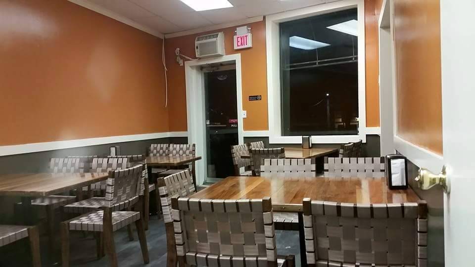 Gyro Station | meal takeaway | 7 Station Plaza, Glen Head, NY 11545, USA | 5166767482 OR +1 516-676-7482