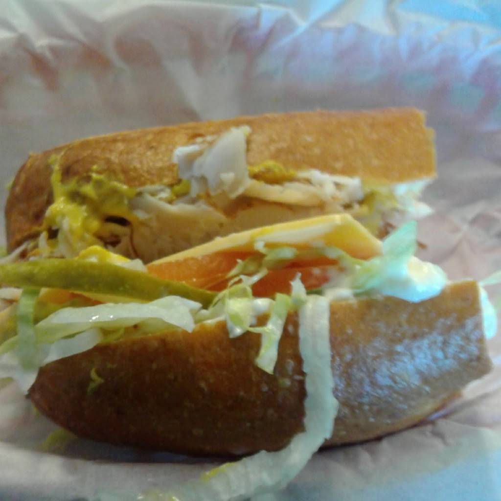 Diggers Deli | restaurant | 876 Alamo Dr, Vacaville, CA 95688, USA | 7074470667 OR +1 707-447-0667