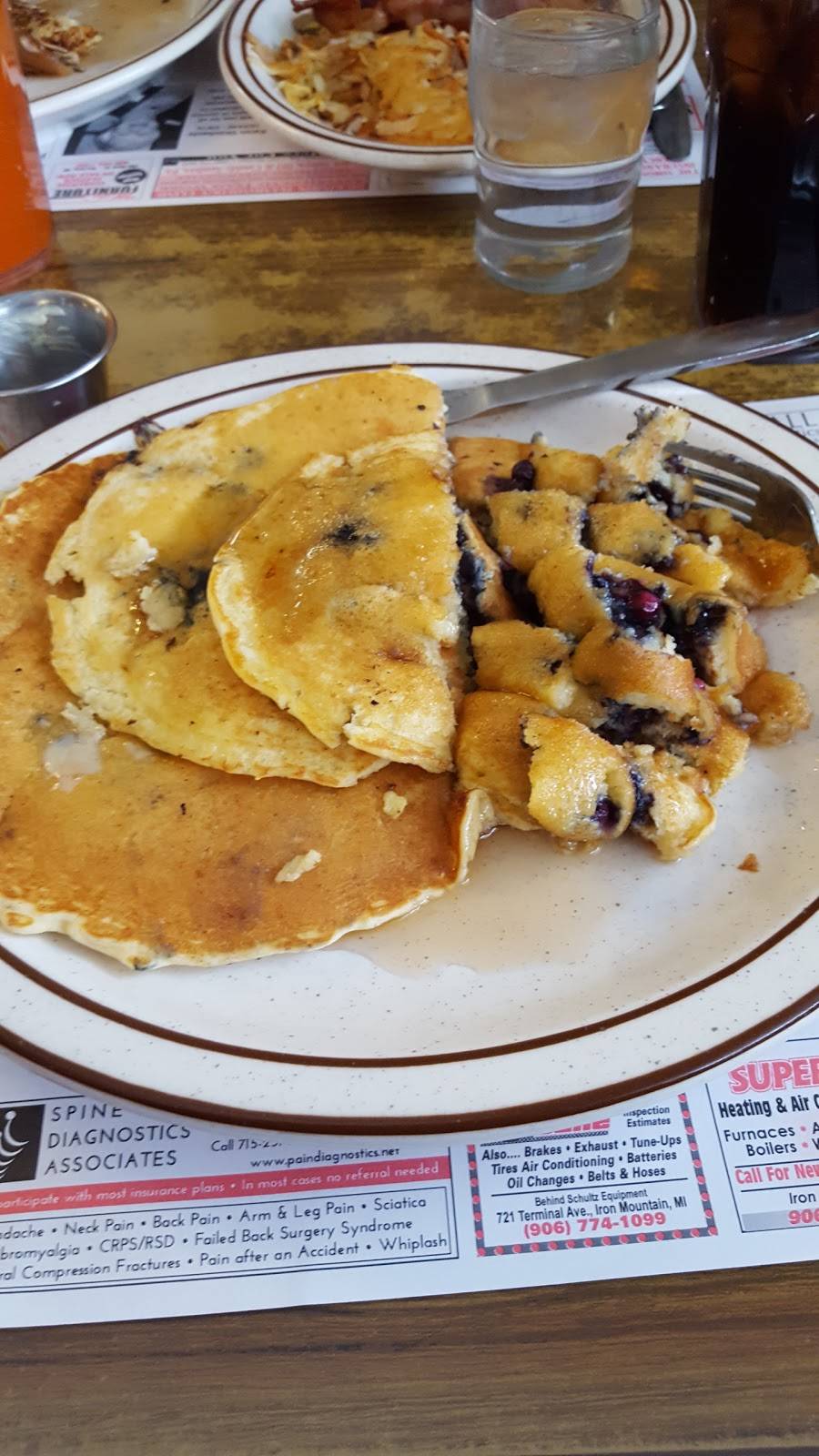 Fobs Fine Food | restaurant | Crystal Falls, MI 49920, USA | 9068754200 OR +1 906-875-4200