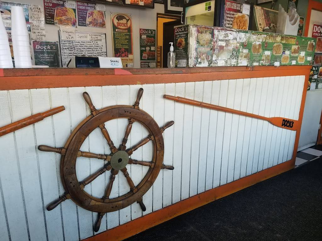 Docks | restaurant | 112 W 87th St, Chicago, IL 60620, USA | 7737230055 OR +1 773-723-0055