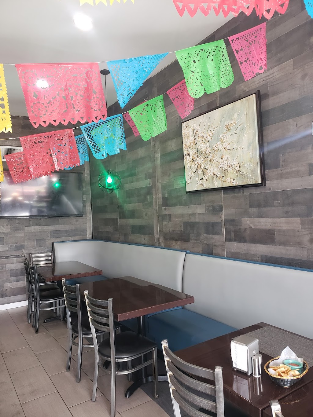 La Catrina | restaurant | 825 Morris Park Ave, Bronx, NY 10462, USA | 3476214304 OR +1 347-621-4304