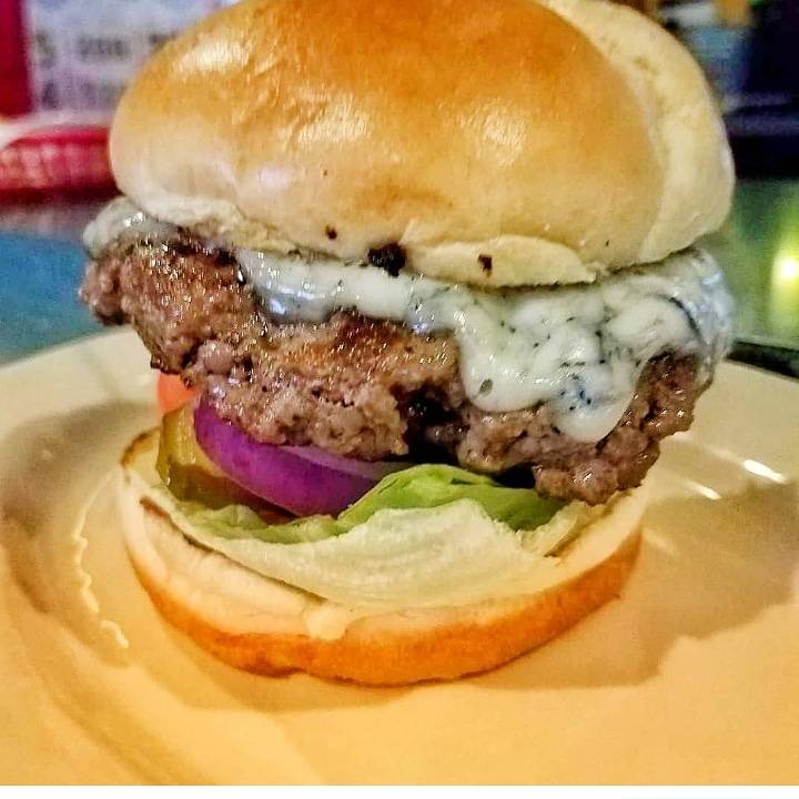 Report In Pub | restaurant | 12100 W Center Rd #204, Omaha, NE 68144, USA | 4029164438 OR +1 402-916-4438