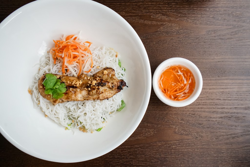 Lemongrass | restaurant | 2415 N Monroe St, Tallahassee, FL 32303, USA | 8507650672 OR +1 850-765-0672