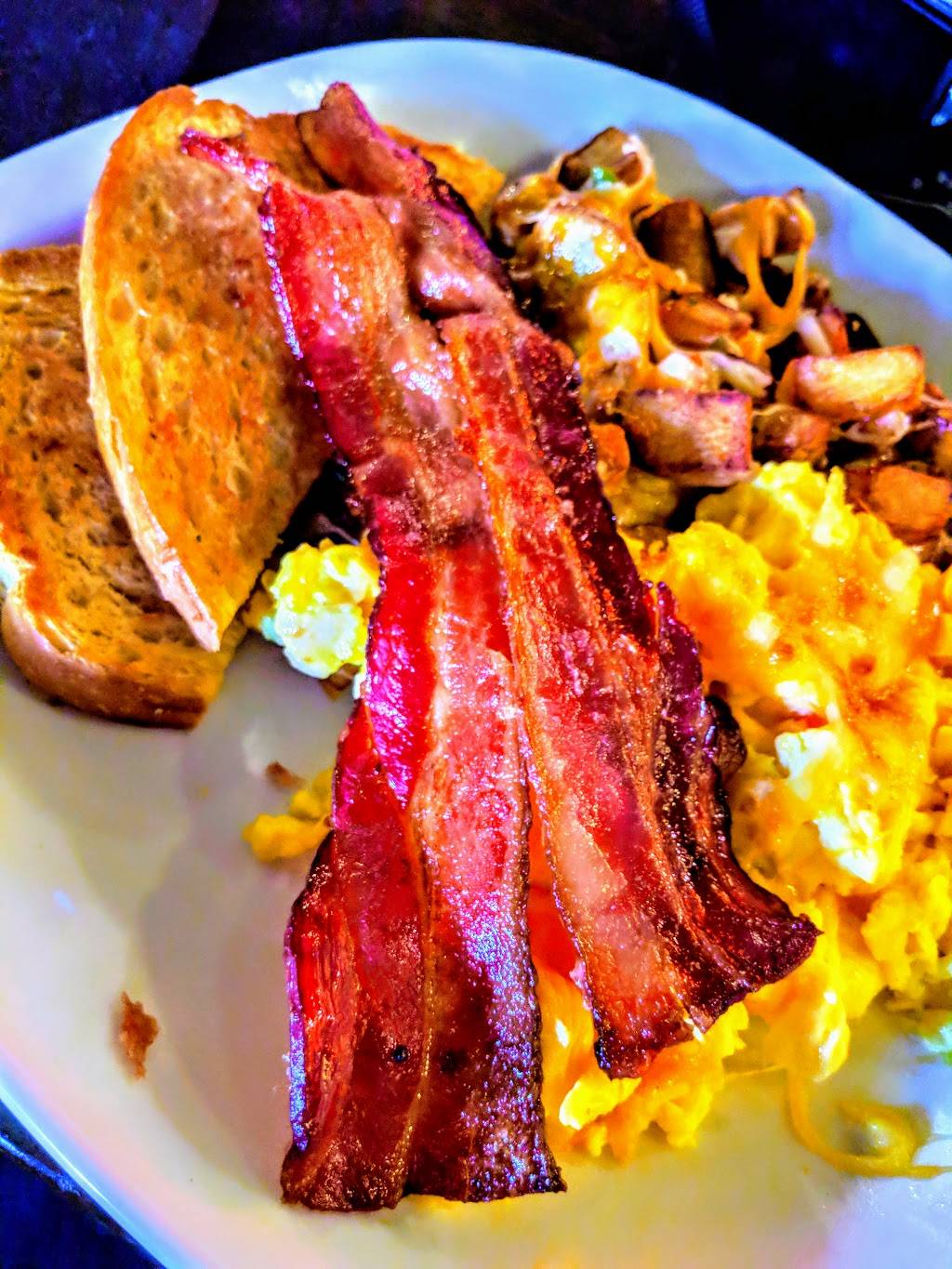 O.H.S.O. Brewery + Distillery | restaurant | 15681 North Hayden Road #112, Scottsdale, AZ 85260, USA | 4809483159 OR +1 480-948-3159