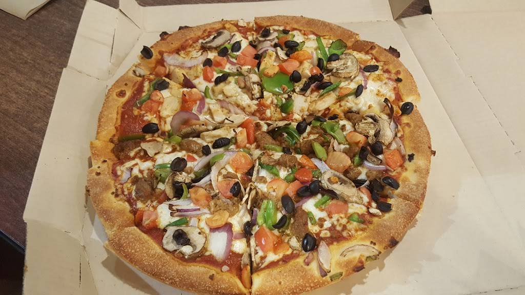 Pizza Hut | restaurant | 4211 Shelbyville Rd, Louisville, KY 40207, USA | 5028954318 OR +1 502-895-4318