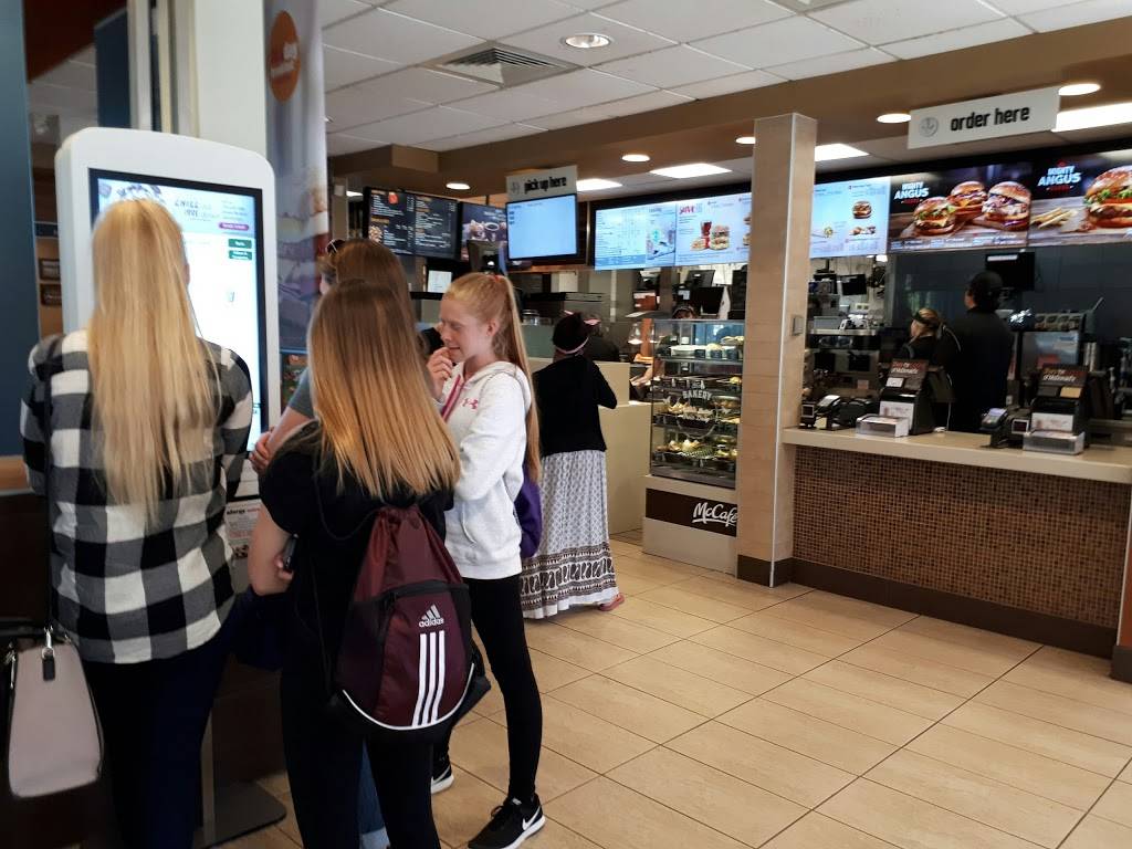 McDonalds | cafe | 24018 Woodbine Avenue R.R, 1 Yorkwood Village, Keswick, ON L4P 3E9, Canada | 9059892211 OR +1 905-989-2211