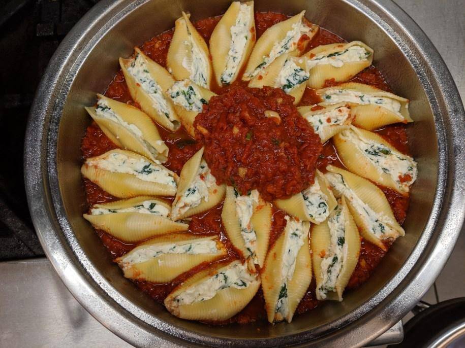 Caras Cafe | restaurant | 617 S Main St, Wetumpka, AL 36092, USA | 3344783593 OR +1 334-478-3593