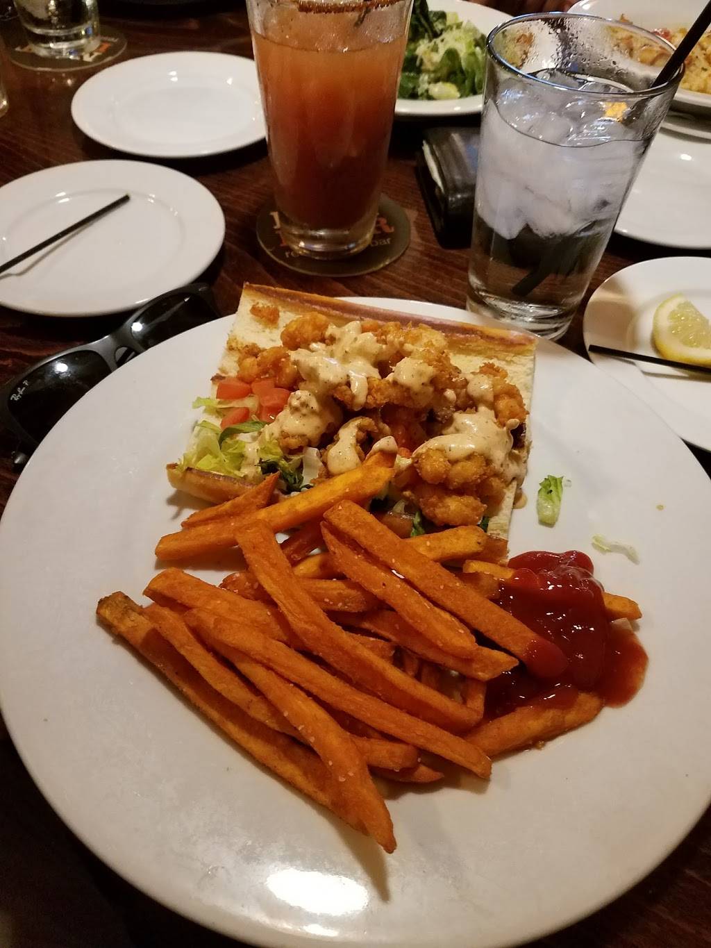 Bens Next Door | restaurant | 1211 U St NW, Washington, DC 20009, USA | 2026678880 OR +1 202-667-8880