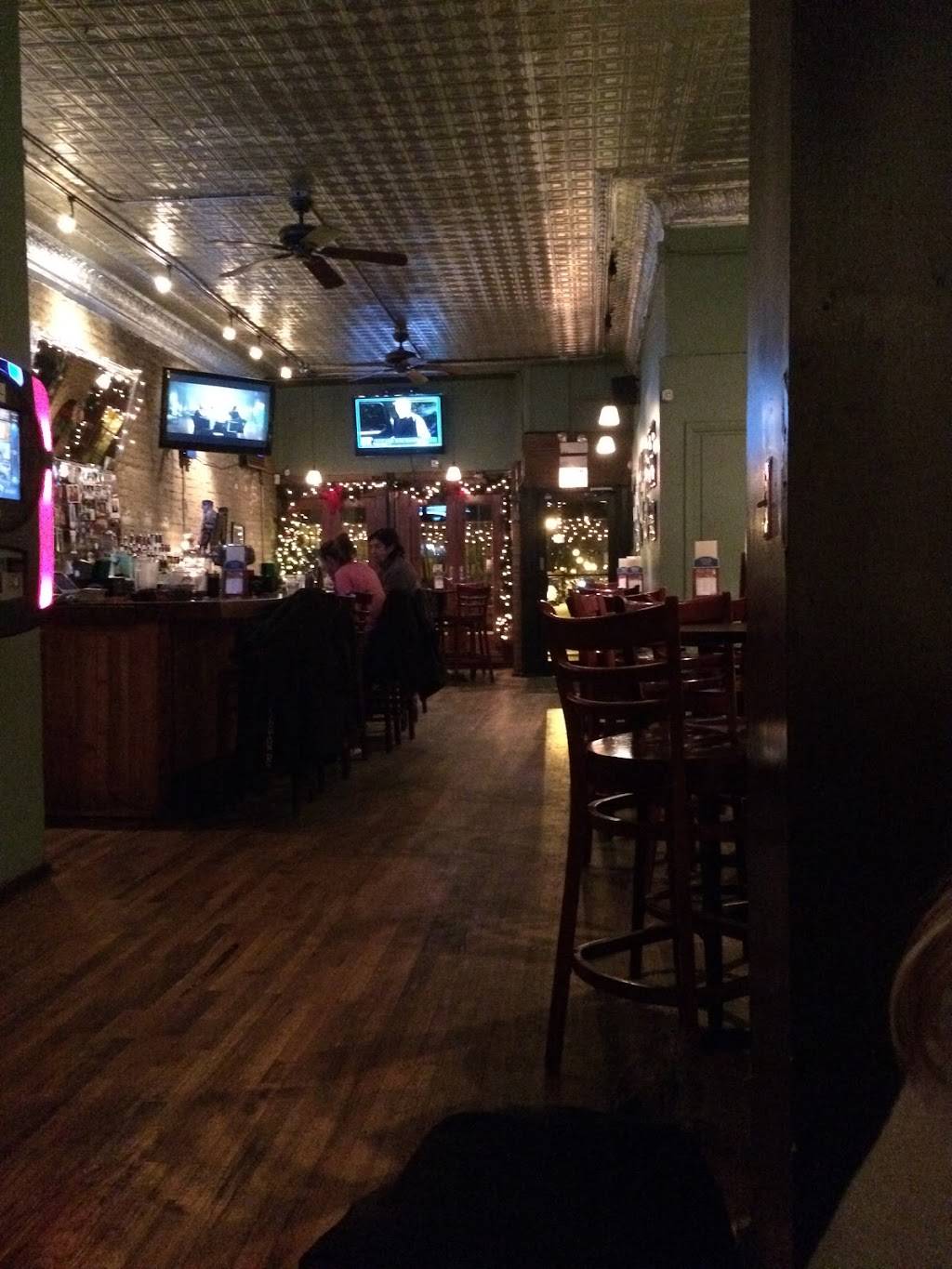 6 Degrees | restaurant | 1935 N Damen Ave, Chicago, IL 60647, USA | 7739048812 OR +1 773-904-8812