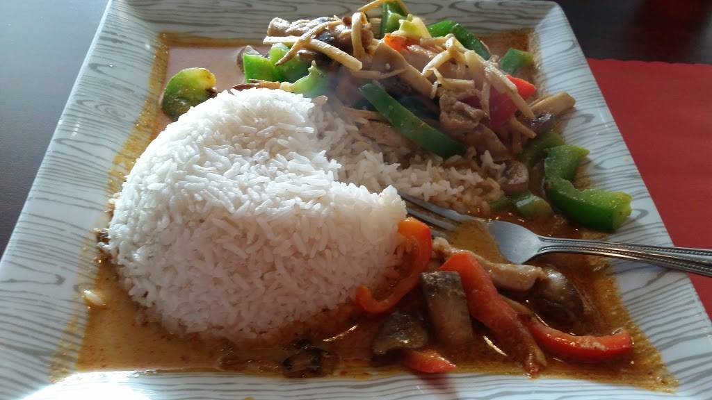 Lil Thai Express | restaurant | 36539 S Gratiot Ave, Clinton Twp, MI 48035, USA | 5867904448 OR +1 586-790-4448
