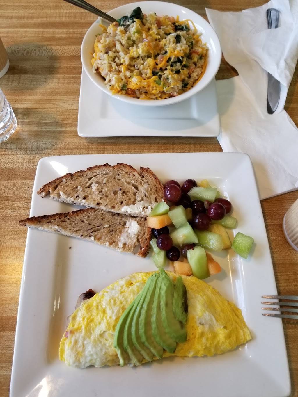 Newbreak Coffee & Cafe | cafe | 1959 Abbott St, San Diego, CA 92107, USA | 6192246666 OR +1 619-224-6666