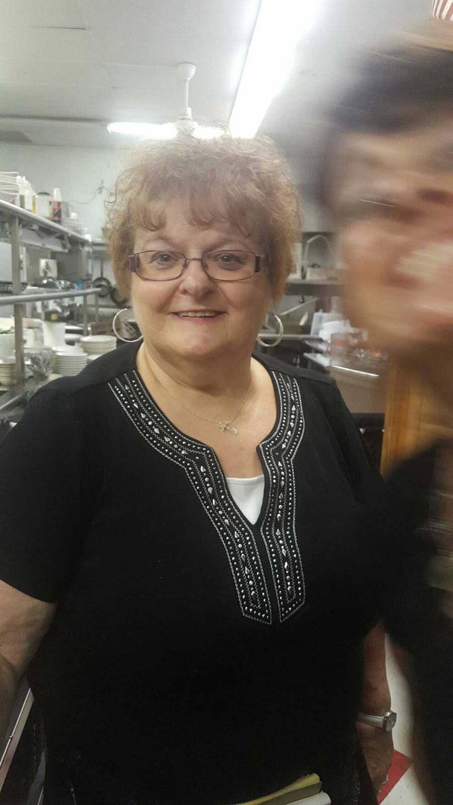 Ritas Italian Ice & Frozen Custard | restaurant | 1985 Lincoln Way Rainbow Village Shopping Center, White Oak, PA 15131, USA | 4126737482 OR +1 412-673-7482