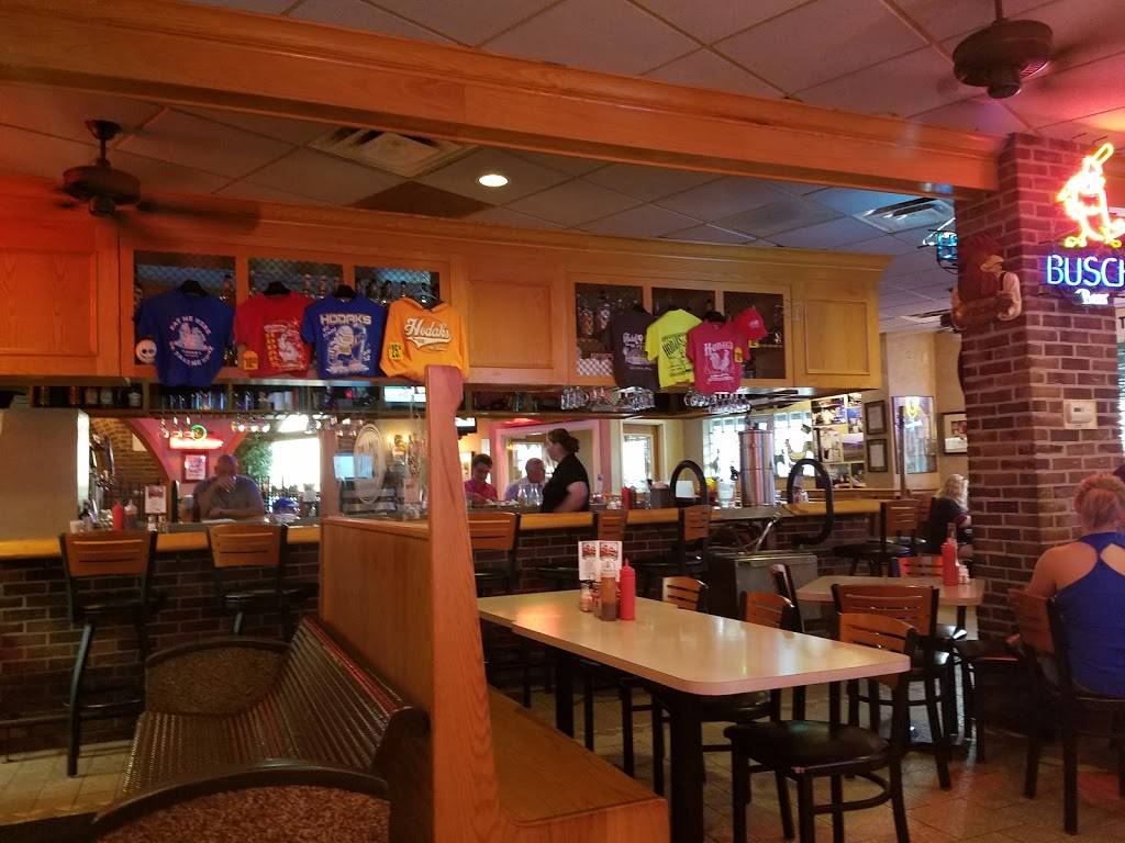 Hodaks Restaurant & Bar | restaurant | 2100 Gravois Ave, St. Louis, MO 63104, USA | 3147767292 OR +1 314-776-7292