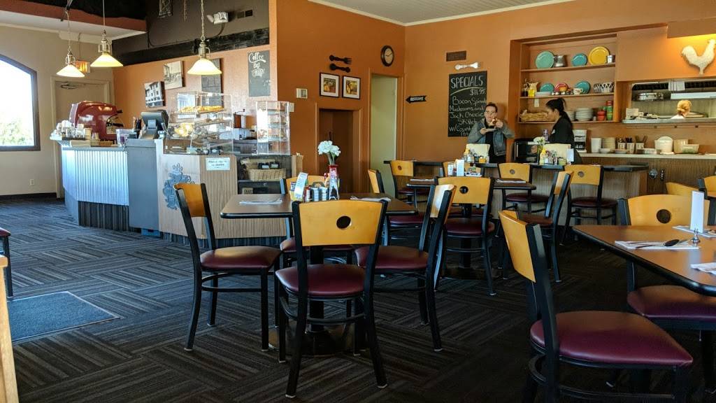 Hwy 12 Diner | restaurant | 1000 CA-12, Rio Vista, CA 94571, USA | 7073742695 OR +1 707-374-2695