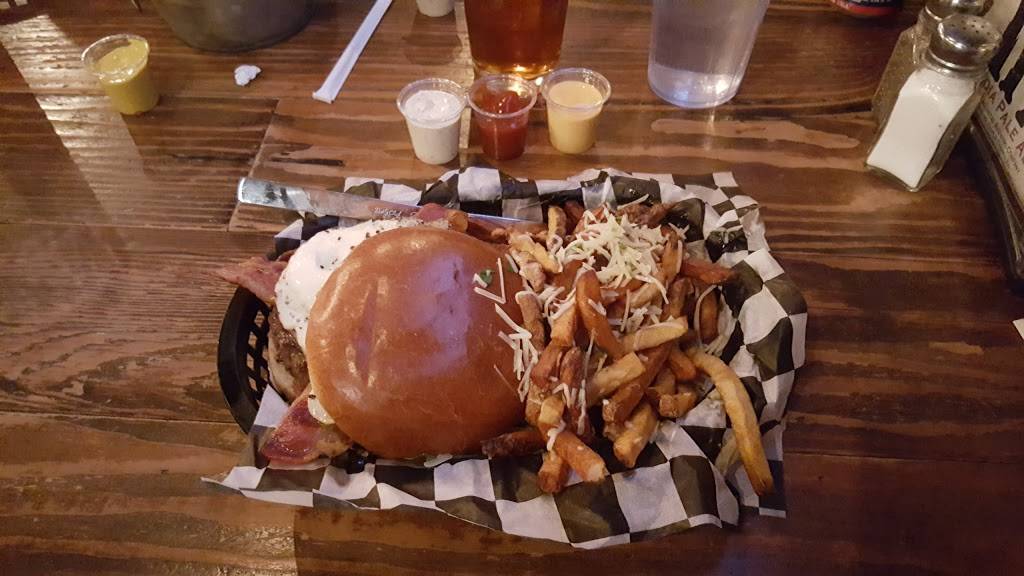 Dempseys Burger Pub at Clifton Square | restaurant | 3700 E Douglas Ave #78, Wichita, KS 67208, USA | 3164253831 OR +1 316-425-3831