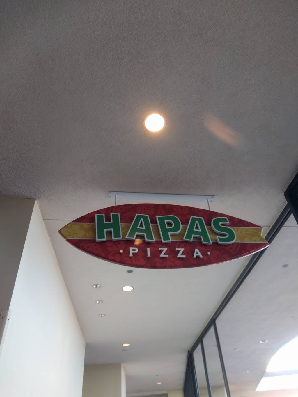 Hapas Pizza | restaurant | 2255 Kalakaua Ave, Honolulu, HI 96815, USA | 8089318392 OR +1 808-931-8392