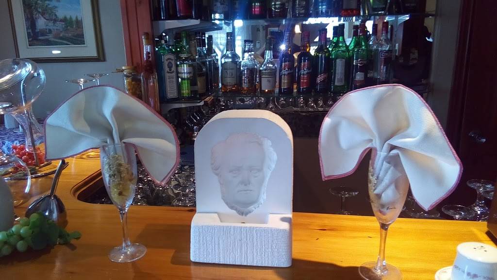 Restaurant & Auberge Chez Girard | restaurant | 18 Rue Principale O, Sainte-Agathe-des-Monts, QC J8C 1A3, Canada | 8193260922 OR +1 819-326-0922