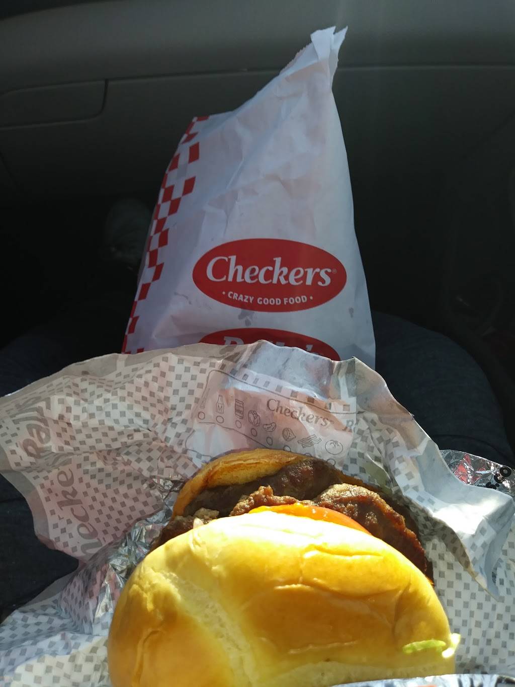 Checkers | restaurant | 2105 Burlington-Mount Holly Rd, Burlington, NJ 08016, USA | 6092392611 OR +1 609-239-2611