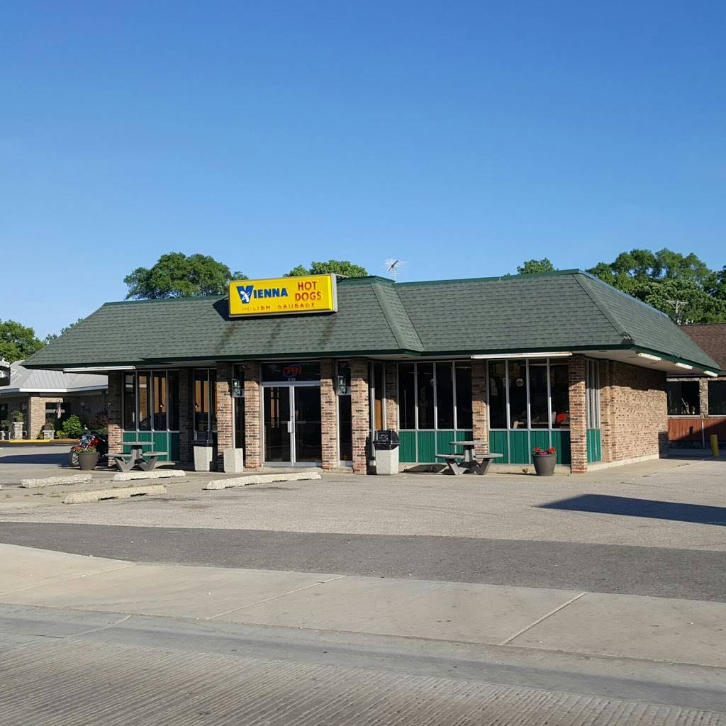 Alexs Restaurant | restaurant | 3709 W Elm St, McHenry, IL 60050, USA | 8153441103 OR +1 815-344-1103