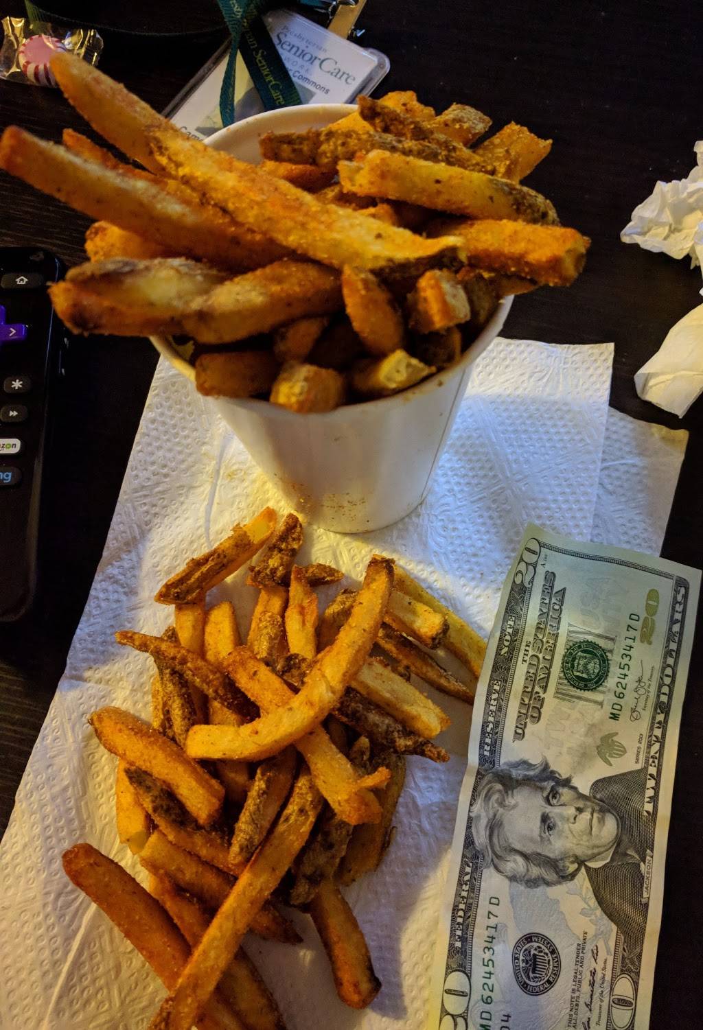 Five Guys | meal takeaway | 1408 Peninsula Dr, Erie, PA 16505, USA | 8148381111 OR +1 814-838-1111