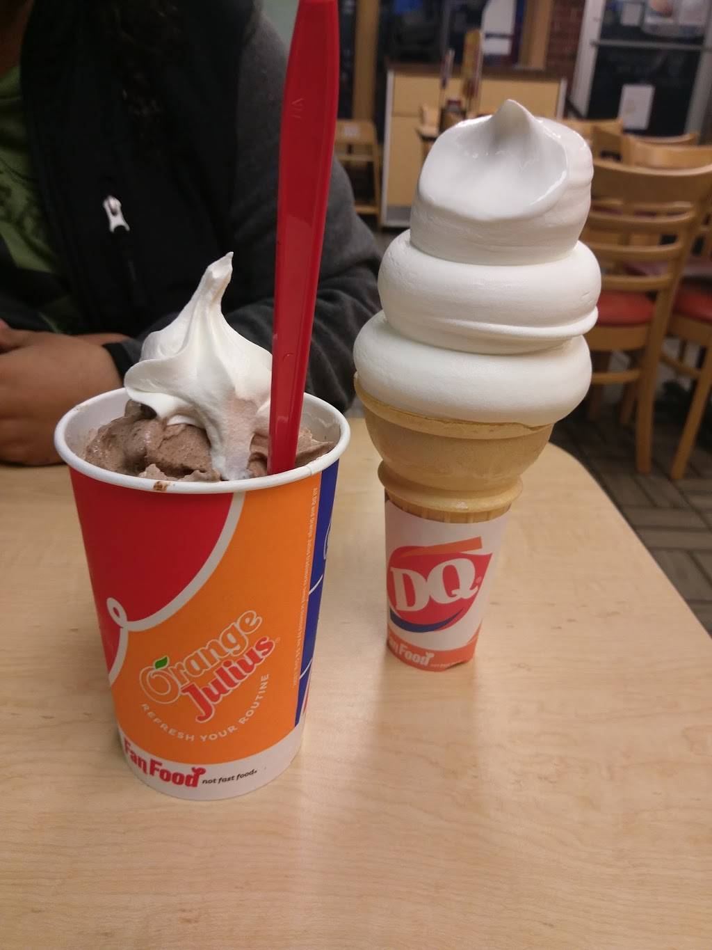 Dairy Queen Grill & Chill | restaurant | 198 Frankfort St, Versailles, KY 40383, USA | 8598733079 OR +1 859-873-3079