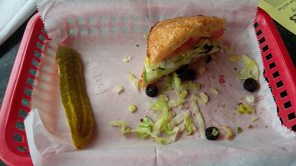 2 Squares A Day | restaurant | 3399 Amnicola Hwy, Chattanooga, TN 37406, USA | 4236977595 OR +1 423-697-7595