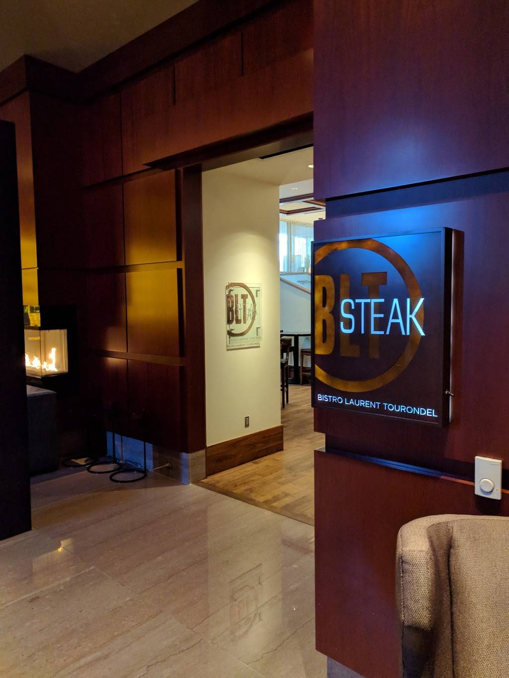 BLT Steak | restaurant | 110 N College St, Charlotte, NC 28202, USA | 7049724380 OR +1 704-972-4380