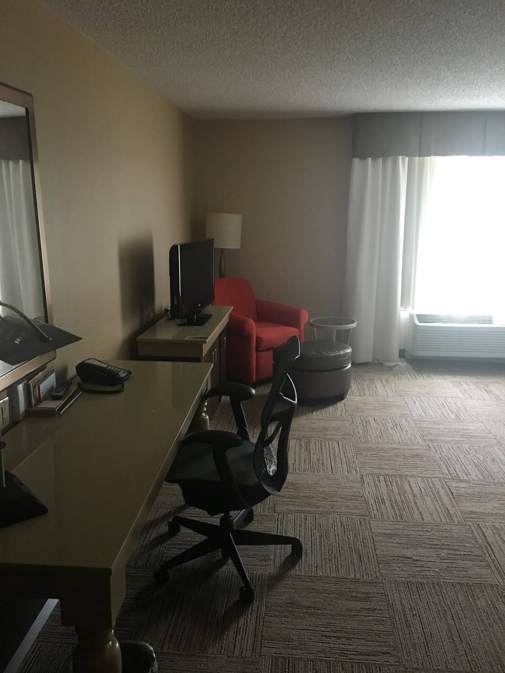 Hilton w Lafayette In | restaurant | 356 E State St, West Lafayette, IN 47906, USA | 7657432100 OR +1 765-743-2100