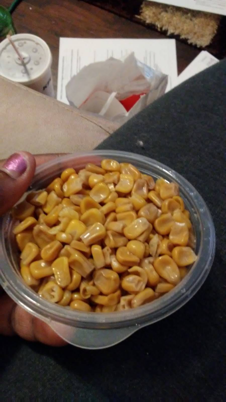 KFC | restaurant | 6600 Reisterstown Rd, Baltimore, MD 21215, USA | 4103587622 OR +1 410-358-7622