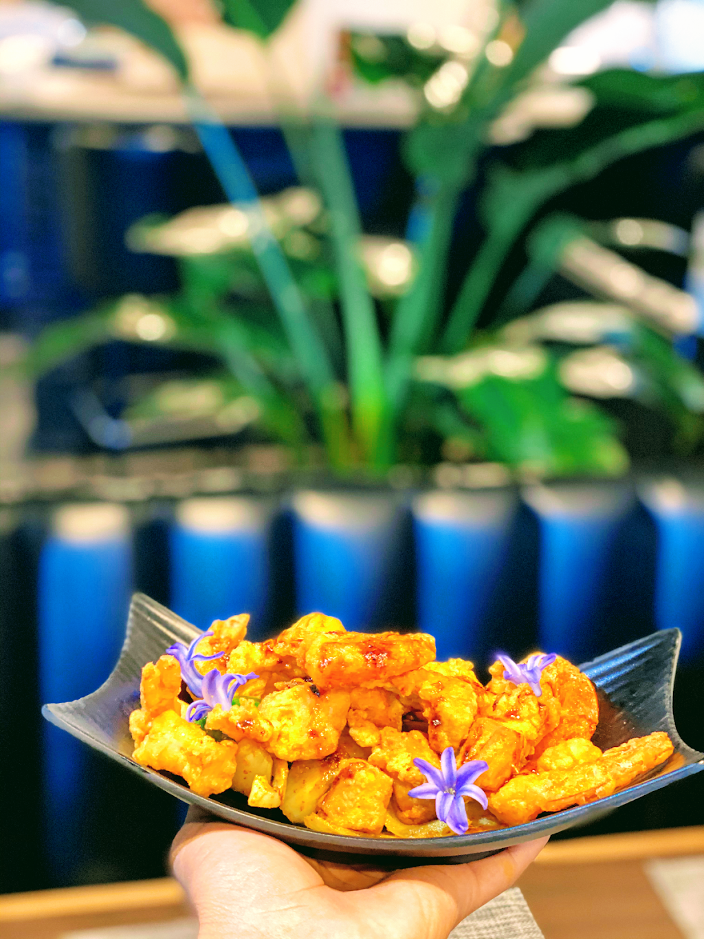 Shangri La | restaurant | 5969 S University Blvd, Greenwood Village, CO 80121, USA | 3039558014 OR +1 303-955-8014