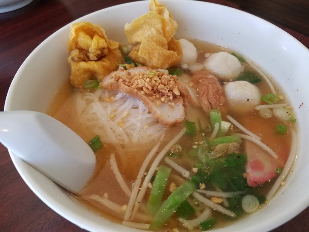 Long Beach Thai Restaurant | restaurant | 3109 E Anaheim St, Long Beach, CA 90804, USA | 5624336300 OR +1 562-433-6300