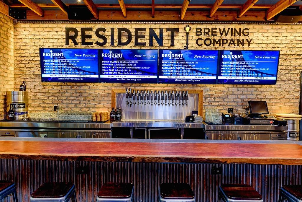 The Local Eatery & Drinking Hole | restaurant | 1065 Fourth Ave, San Diego, CA 92101, USA | 6192314447 OR +1 619-231-4447