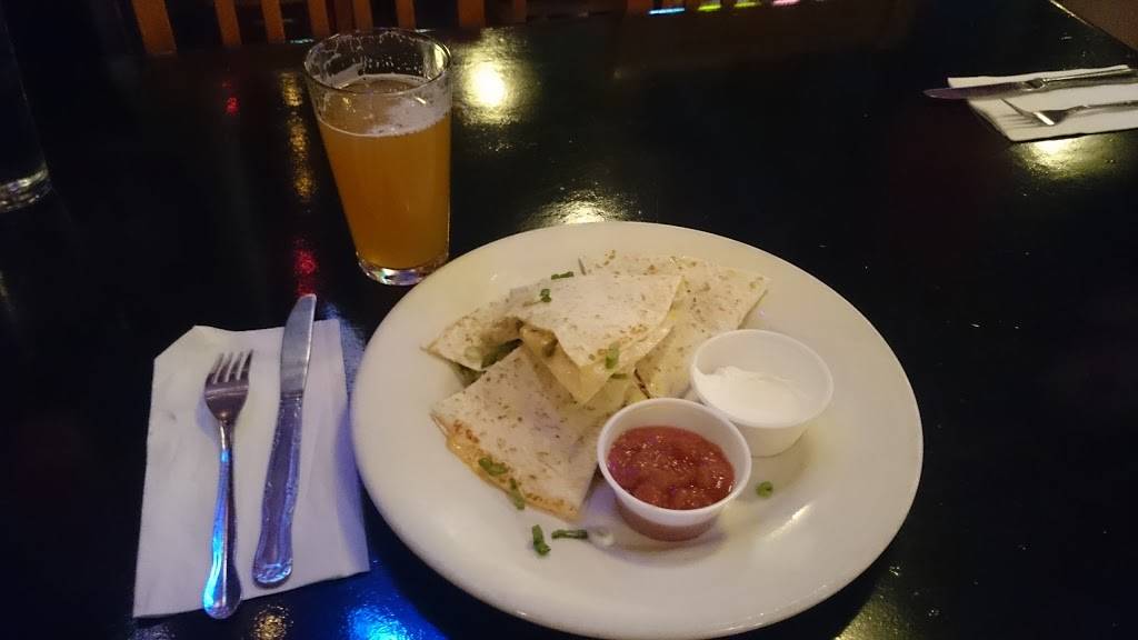 Buckleys in Queen Anne | restaurant | 232 1st Ave W, Seattle, WA 98119, USA | 2066910232 OR +1 206-691-0232