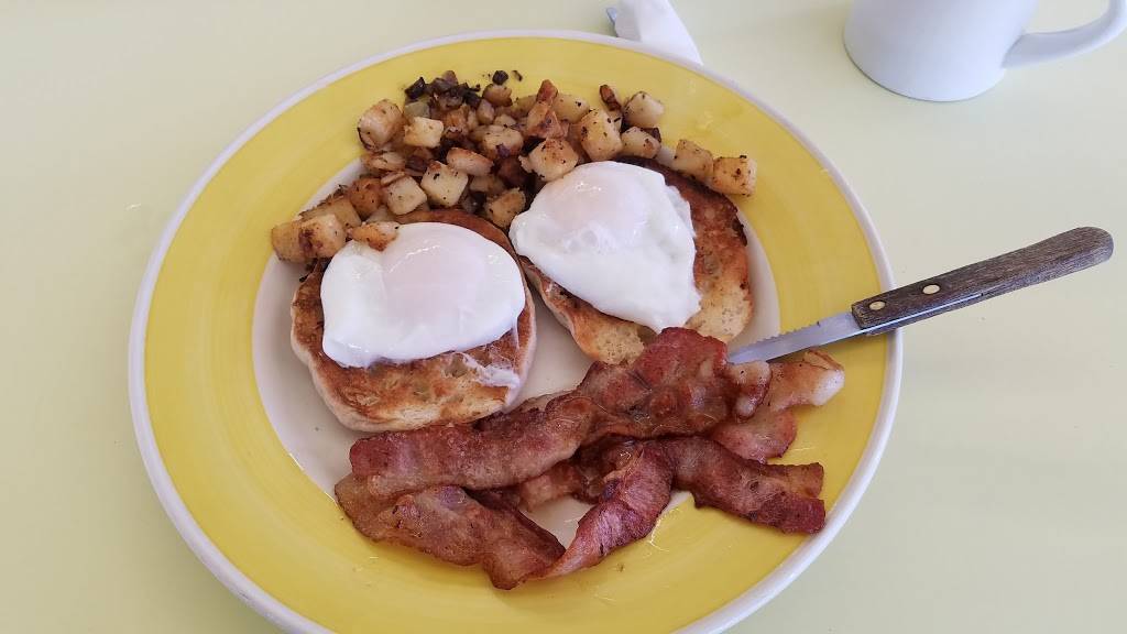 Corner Lunch Diner | restaurant | 133 Lamartine St, Worcester, MA 01608, USA | 5087999866 OR +1 508-799-9866