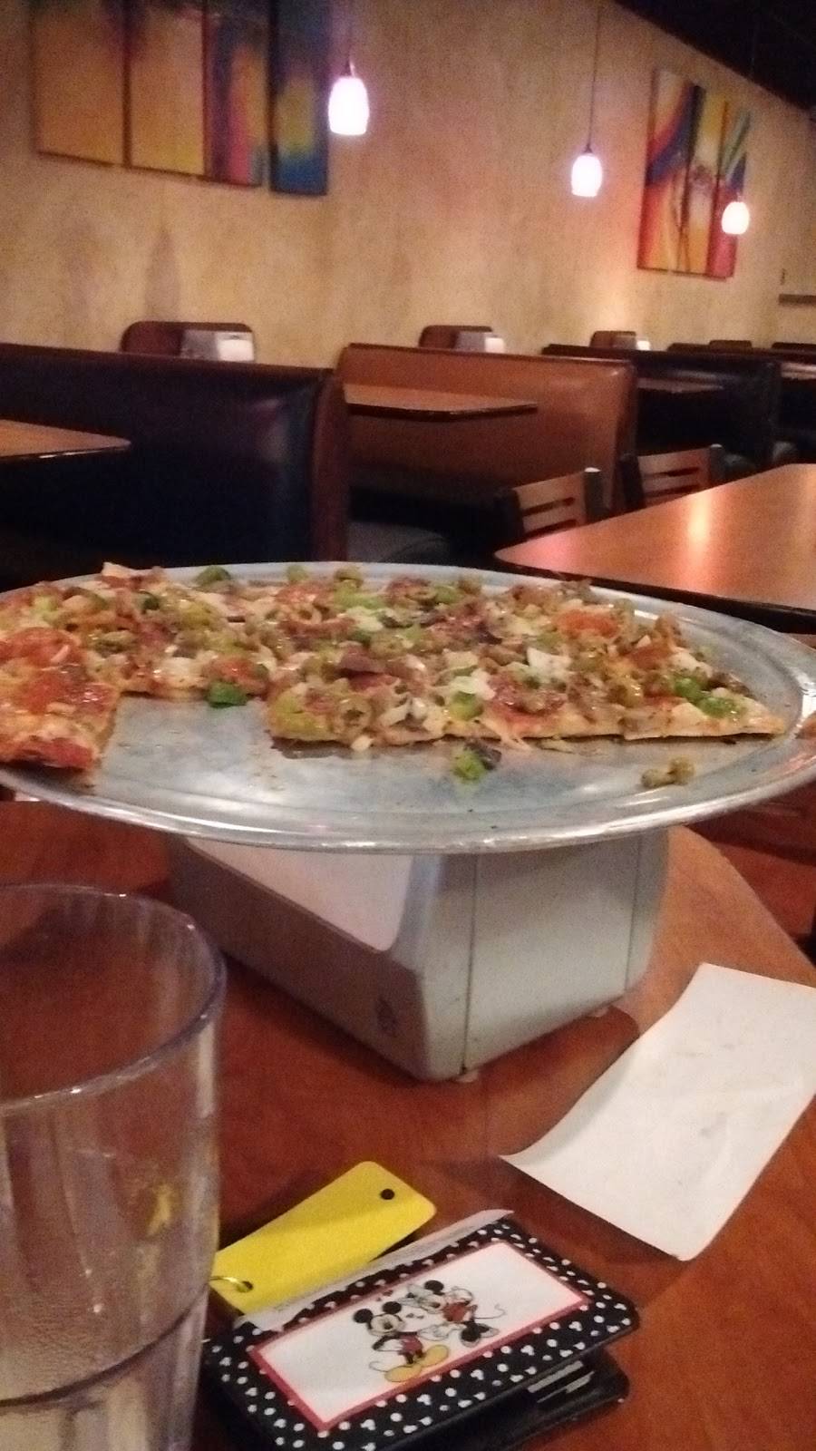 Monicals Pizza | restaurant | 1703 W Main St, Robinson, IL 62454, USA | 6185443228 OR +1 618-544-3228