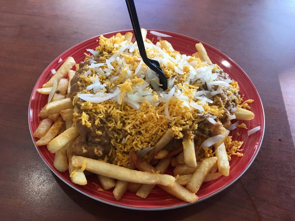 Super Chili Burgers | restaurant | 6090 Riverside Dr, Chino, CA 91710, USA | 9096281714 OR +1 909-628-1714