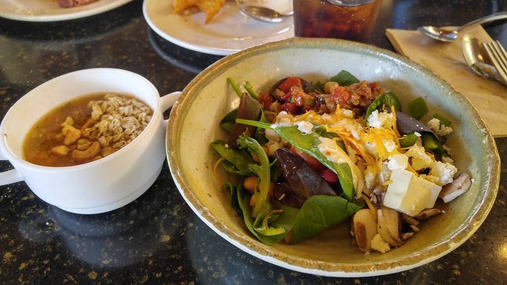 Segundo Dining Commons | restaurant | 663 Sprocket Bikeway, Davis, CA 95616, USA | 5307520135 OR +1 530-752-0135