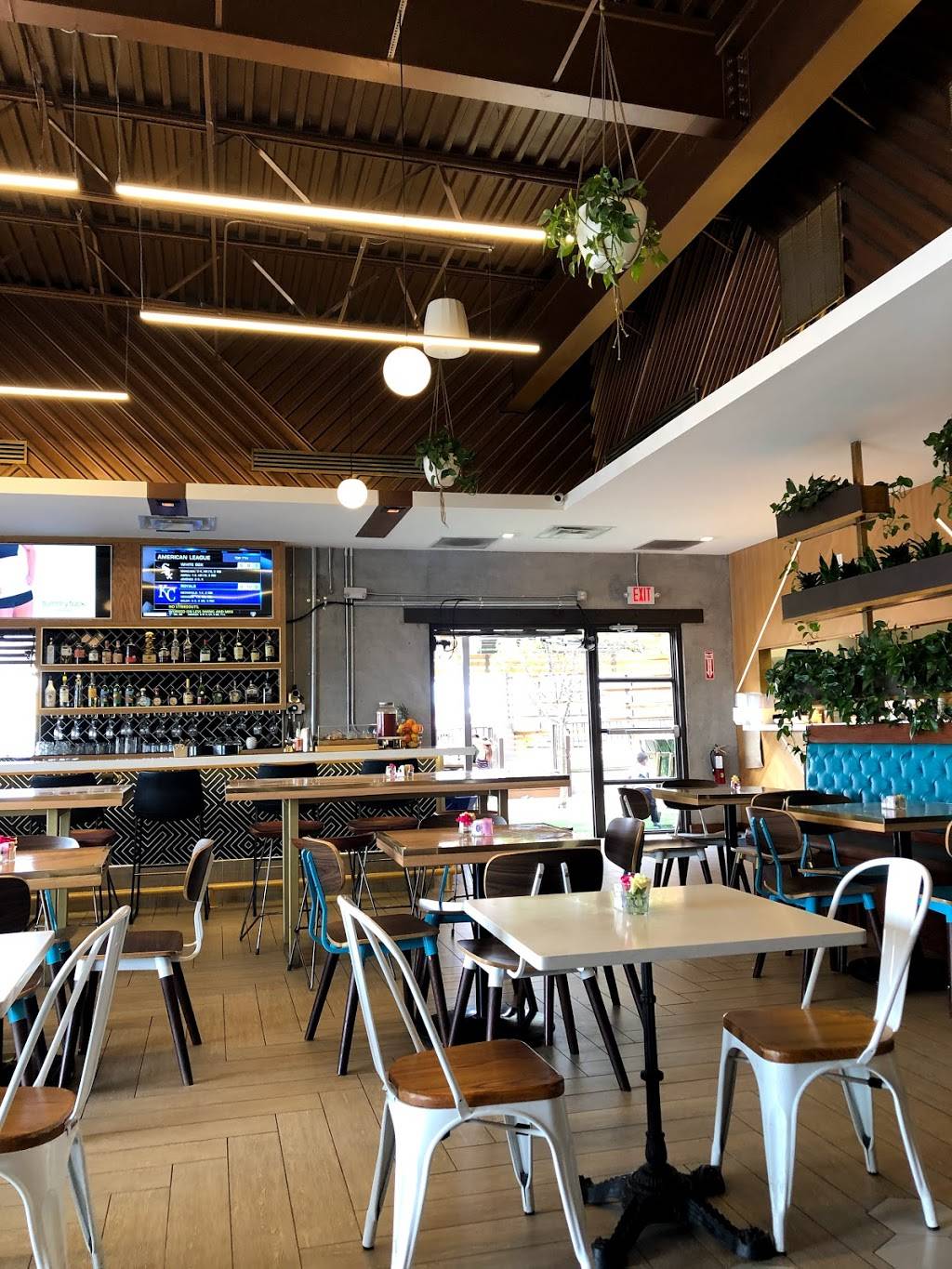 Steve Os Beer Garden | restaurant | 12040 Tierra Este Rd #201, El Paso, TX 79938, USA | 9158573663 OR +1 915-857-3663