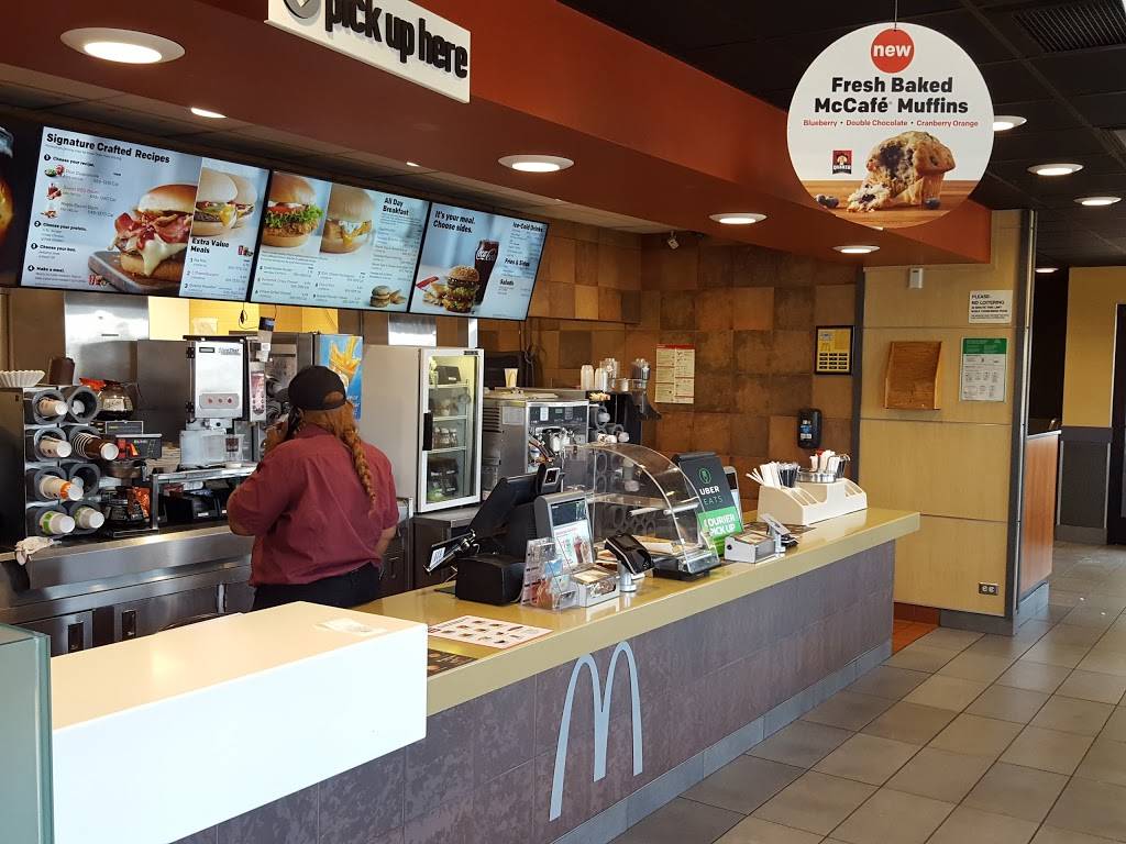 McDonalds | cafe | 7920 W 79th St, Bridgeview, IL 60455, USA | 7084961777 OR +1 708-496-1777