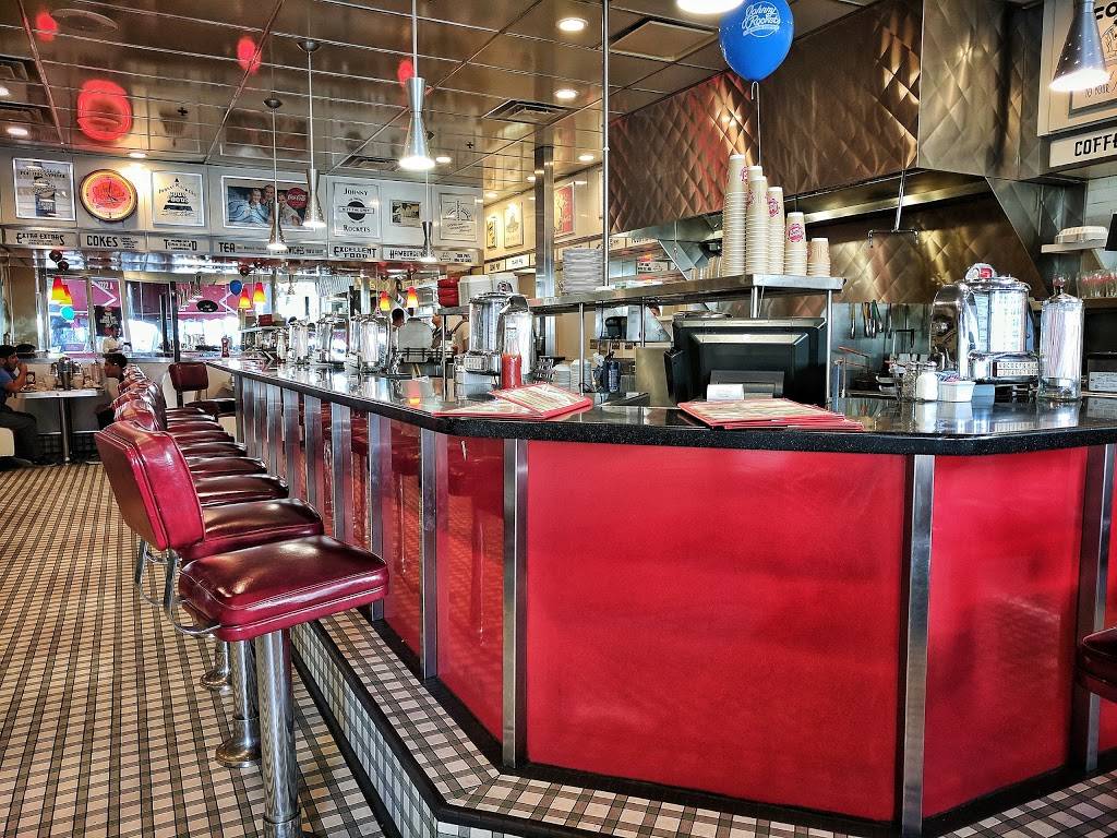 Johnny Rockets | restaurant | 1322 3rd Street Promenade, Santa Monica, CA 90401, USA | 3103946362 OR +1 310-394-6362